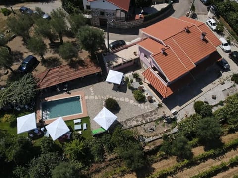 Property building, Bird's eye view, Swimming pool