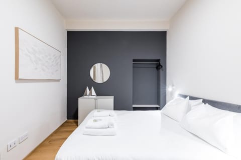 OldTown Chic Apartment between Aquarium and Metro Apartment in Genoa