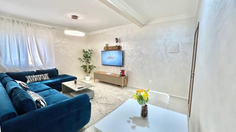 Communal lounge/ TV room, TV and multimedia, Seating area
