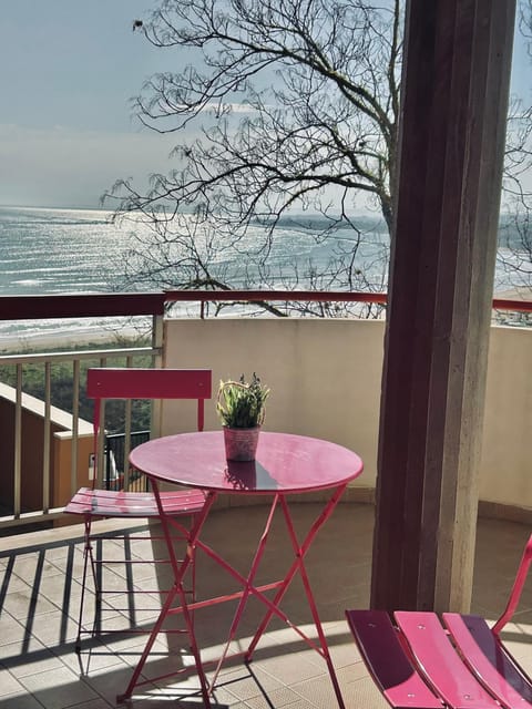 Natural landscape, View (from property/room), Balcony/Terrace, Sea view