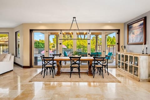 Villa Allegria Luxe-Pool, Spa, Casita, Sleeps 12 Villa in Templeton