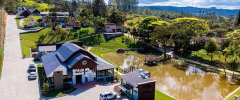 Property building, Facade/entrance, Natural landscape, Bird's eye view, Lake view, River view, Parking