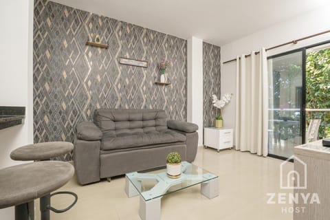 Communal lounge/ TV room, Living room, Seating area