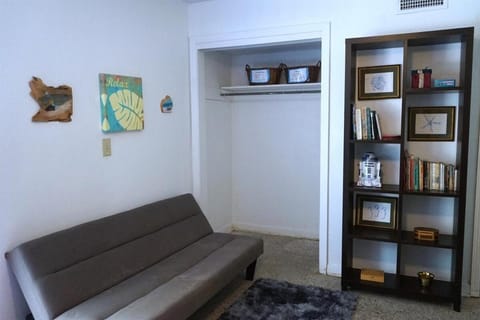 Firethorn Paradise - Family Friendly Fun Near the Beach, Dogs Welcomed House in Gulf Breeze