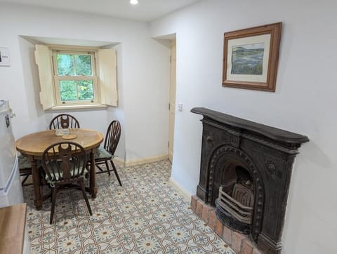 Dining area, kitchen