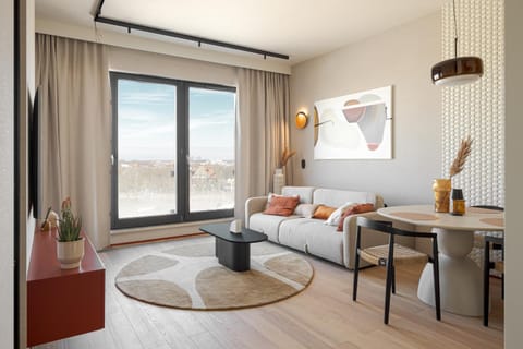 Bed, Living room, Photo of the whole room, Seating area