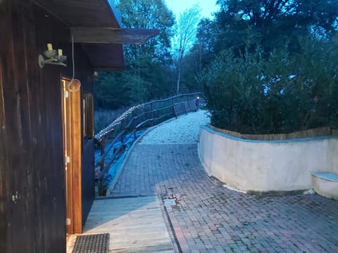 Roulotte de Lustin Chalet in Wallonia, Belgium