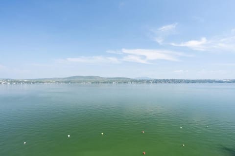 Apartment in a lakefront hotel Apartment in Tequesquitengo