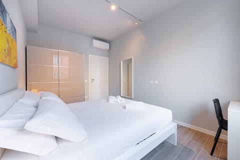 Sona's Home Apartment in Verona