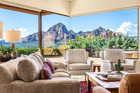 8-Bedrooms with Stunning Views & 75' Lap Pool House in Sedona