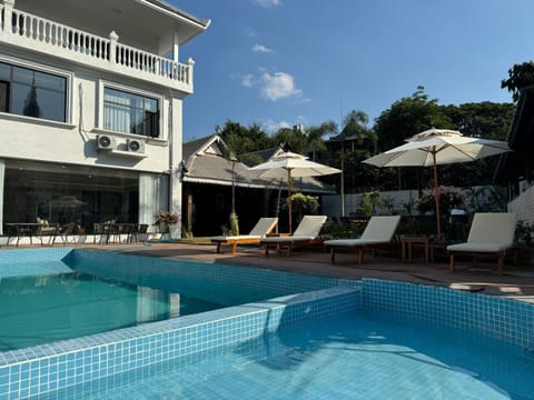 Aqua park, Swimming pool