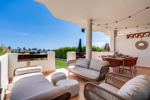 Garden, Golfcourse, Sea view