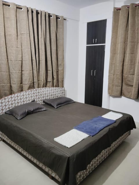 Bed, Bedroom, wardrobe