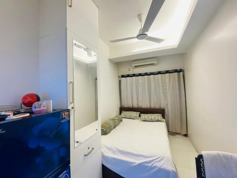 Bed, TV and multimedia, Photo of the whole room, Bedroom, air conditioner