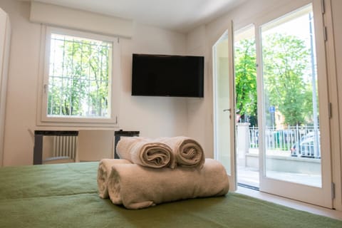 TV and multimedia, Bedroom, towels