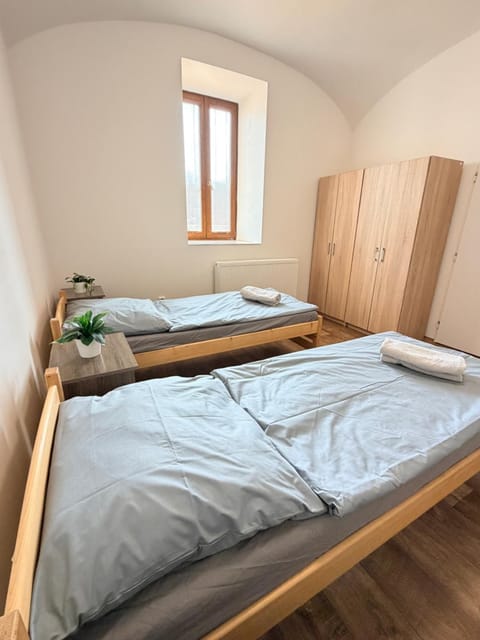 Bed, Bedroom, wardrobe