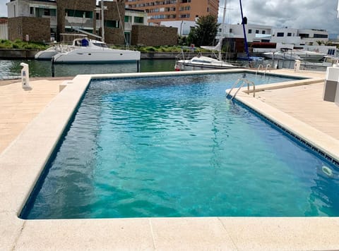 Pool view, Swimming pool