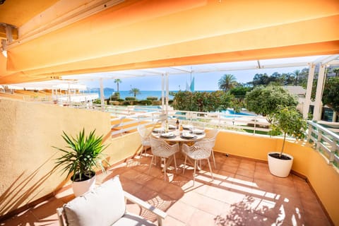 Restaurant/places to eat, Activities, Fishing, Snorkeling, Balcony/Terrace, Other, Dining area, Beach, Windsurfing, Canoeing, Cycling, Diving, Area and facilities, Swimming pool
