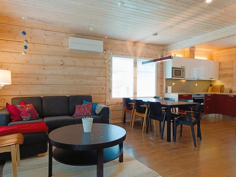 Kaarnikka Chalet in Lapland