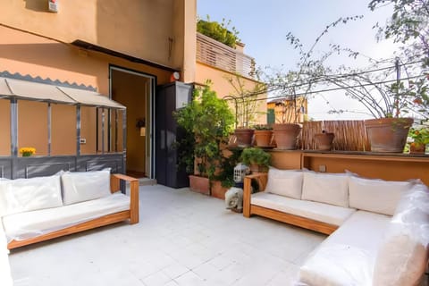 Property building, Patio, Spring, Day, Garden, View (from property/room), Balcony/Terrace, Living room, Seating area, Garden view