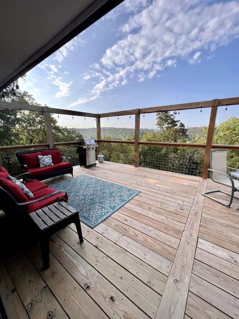 Cozy Cabin Rental near Table Rock Lake in Ozark Mountains, Missouri Cabin in Hollister