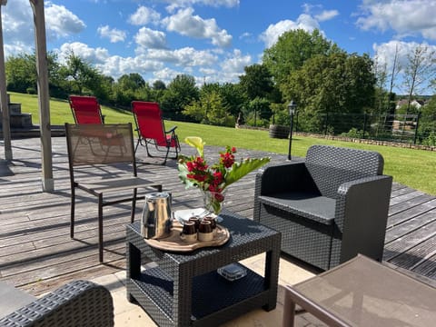 Patio, Garden view