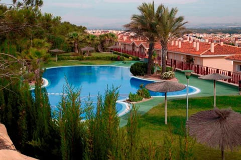 Day, Swimming pool, Swimming pool