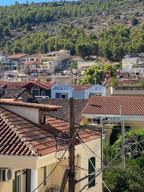 Balcony/Terrace, Street view