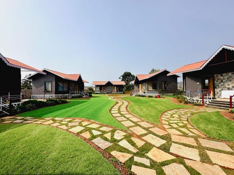 Property building, Natural landscape, Garden, Garden view