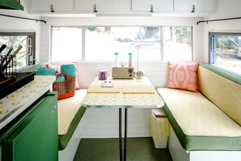 Remote Vintage Camper Rental for Adult-Only Retreat in Franklin, North Carolina House in Franklin