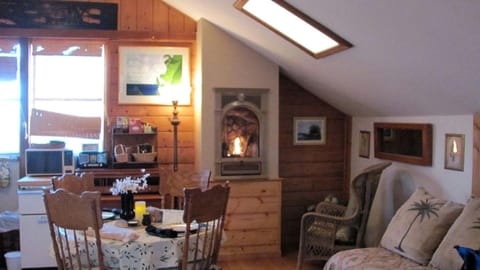 Vacation Rental with Spa and Pool on Winery near Healdsburg, California House in Russian River