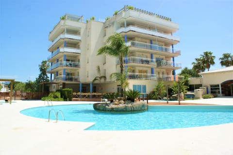 Property building, Pool view, Swimming pool