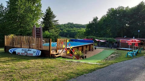 Camping La Perle Luxury tent in Auvergne-Rhône-Alpes