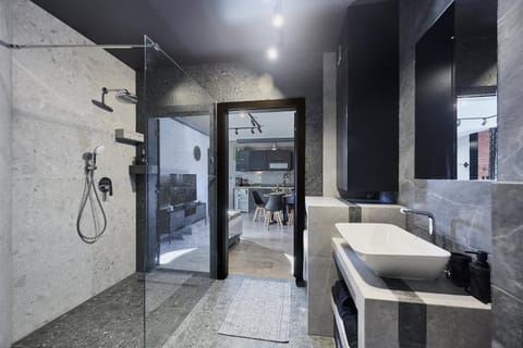 Shower, Bathroom