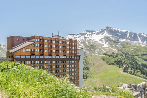 Property building, Nearby landmark, Spring, Day, Natural landscape, Mountain view