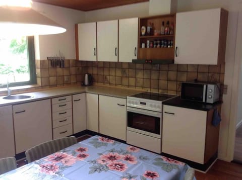 Privat hus mellem Legoland og Givskud Zoo House in Region of Southern Denmark