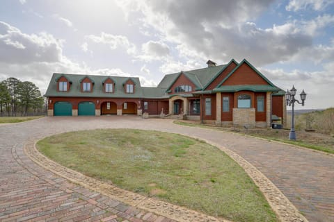 366 Shared Acres, Lake Access Ozark Getaway! House in Fairfield Bay