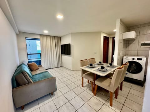 Communal lounge/ TV room, Living room, Communal kitchen, Breakfast