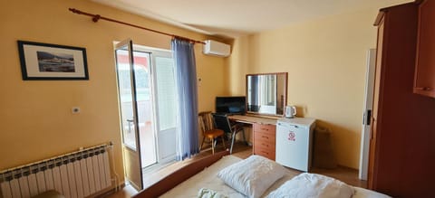 Guesthouse Deželjin Bed and Breakfast in Lika-Senj County