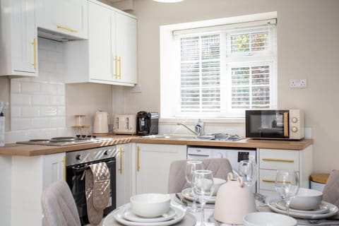 Vacant Nests Castle Hill Wi-Fi Village House in Haltwhistle