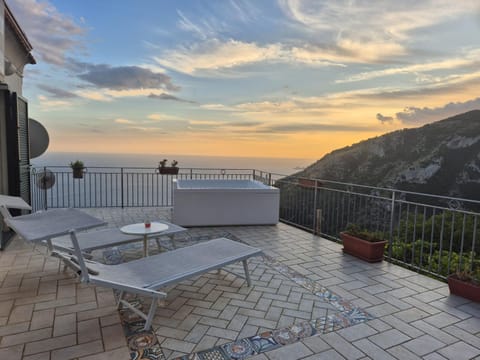 Villa Don Luigi House in Furore