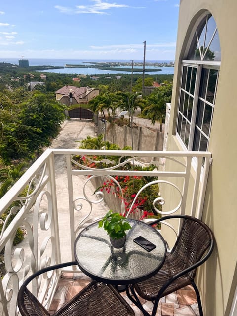 Balcony/Terrace, City view, Garden view, Sea view