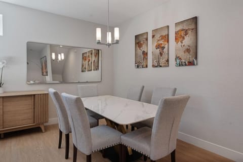 The Modern Muse Art Home House in Wheat Ridge