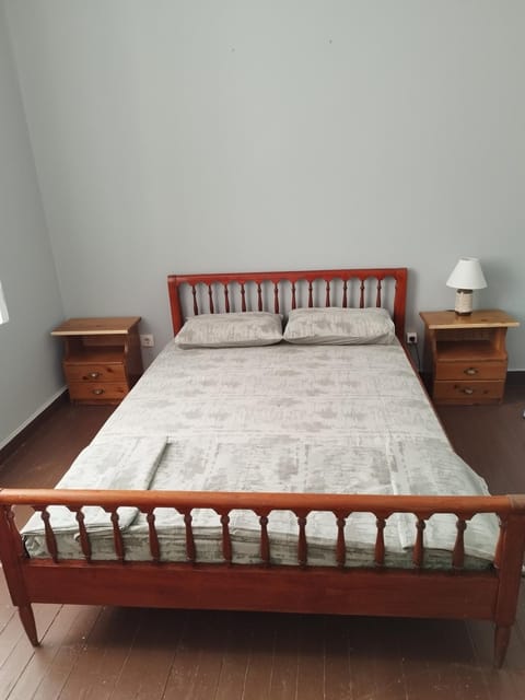 Remoundou 18 rental room Bed and Breakfast in Athens