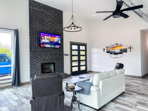 Living room, fireplace