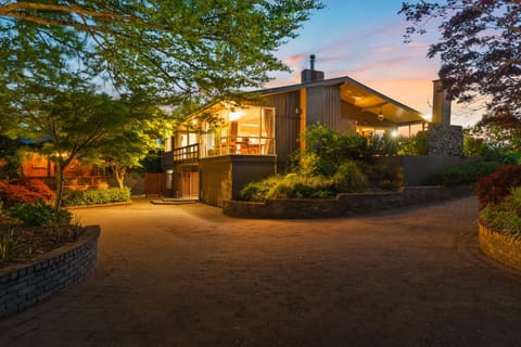 Garden, Garden view, Lake view