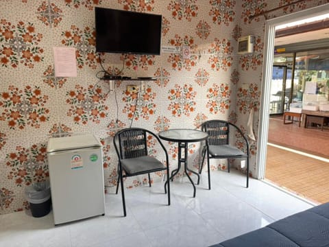 TV and multimedia, Seating area