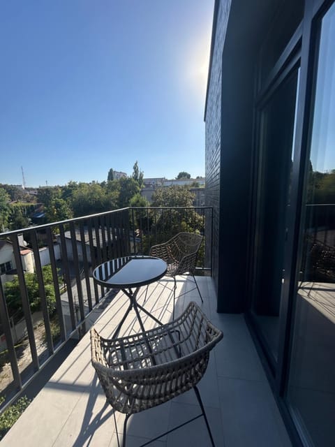 Patio, Day, View (from property/room), Balcony/Terrace, Dining area