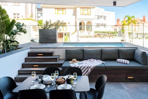 Balcony/Terrace, Seating area, Swimming pool, towels