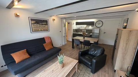 Le Garage Apartment in Le Mans